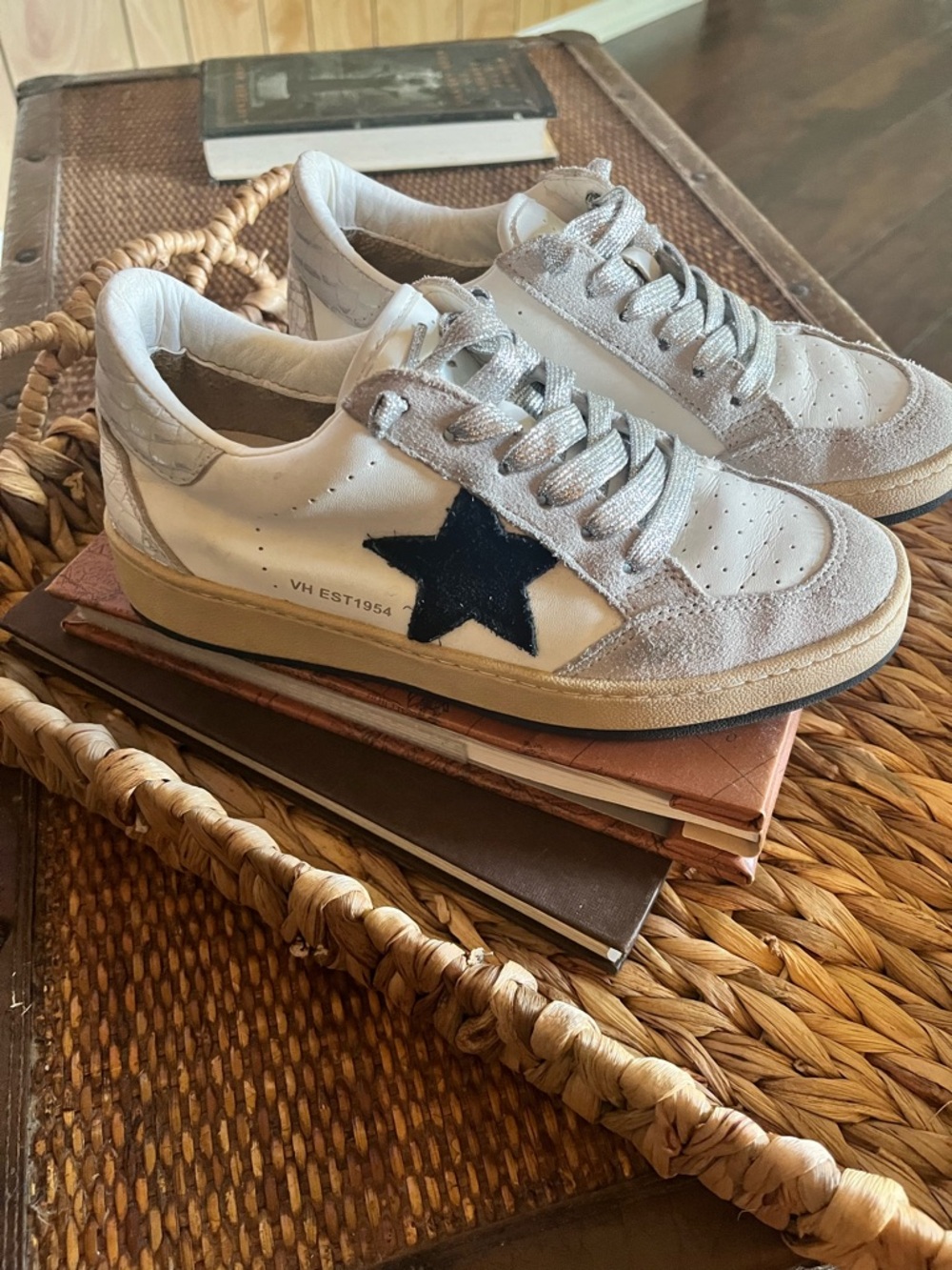 Vintage Havana White Leather Sneakers with Black Star Accent/silver shoe laces